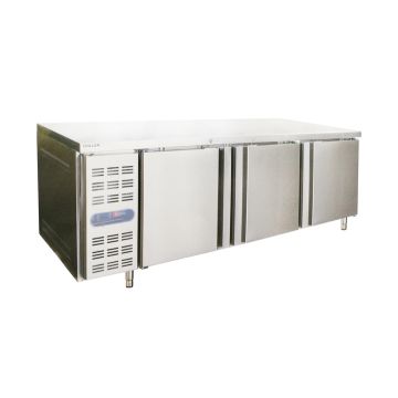 IISTIA 3 Door Counter Chiller UC1875A